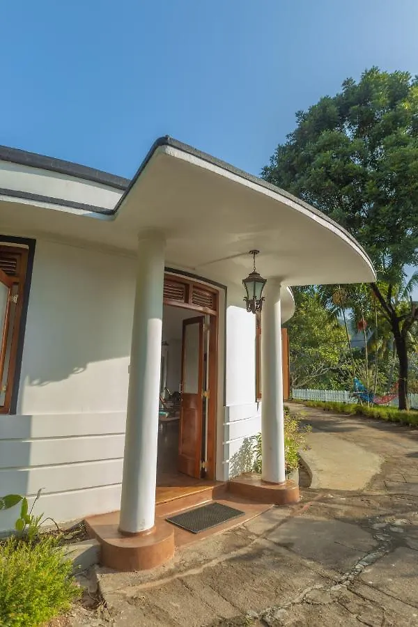 Agra Kandy Hotell